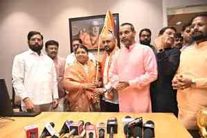 Maha polls: Congress legislator Jayashree Jadhav joins Shiv Sena 