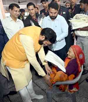 Haryana CM celebrates Diwali with elderly, children