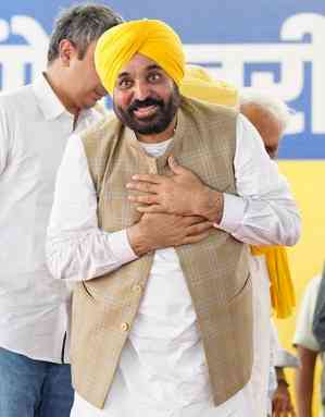 Punjab CM extends Diwali, Bandi Chhor Diwas greetings