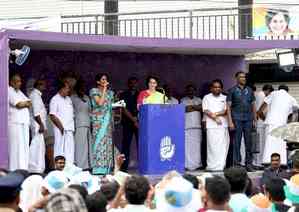 No other leader in world attacked by Oppn like Rahul Gandhi: Priyanka in Wayanad  