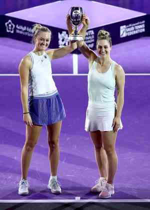 WTA Finals 2024-25: Dabrowski/Routliffe cap perfect week to win doubles title