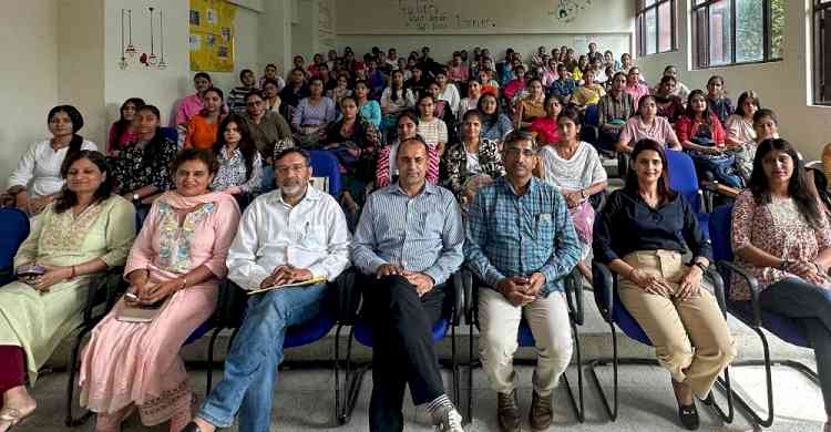 जिंदगी की कहानी है साहित्यः प्रो. अनूप बेनीवाल