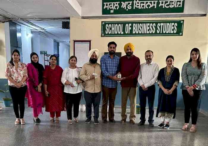 PAU trained young entrepreneur interacts with MBA Students