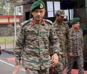 Army commander reviews operational preparedness in Jammu region