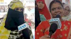 Maharashtra: Women beneficiaries of ‘Ladki Bahin Yojana’ express gratitude to Mahayuti govt