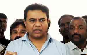 KTR must face punishment for attack on officials, says TPCC chief