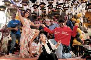 Jaya Bachchan turns singer in first look of ‘Dil Ka Darwaaza Khol Na Darling’