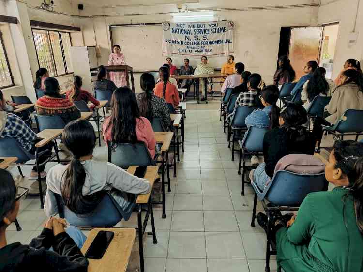 PCM S.D. College for Women organizes Lecture on Government Policies for Youth Empowerment