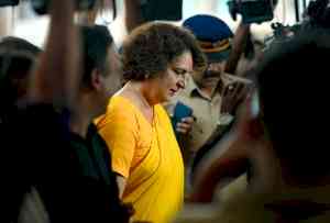 As wait begins in Wayanad, Cong brings down Priyanka’s vote margin from 5 to 4 lakh