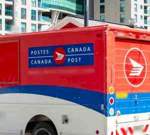 Canada's postal workers begin nationwide strike