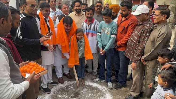 MLA Prashar inaugurates development projects worth around Rs 1.16 crore in different wards of constituency 