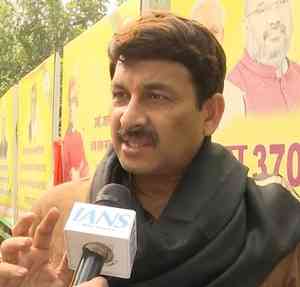 Manoj Tiwari criticises AAP, promises 'double-engine govt' in Delhi