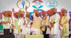 Kharge's clarion call to oust Maharashtra's BJP-backed MahaYuti 