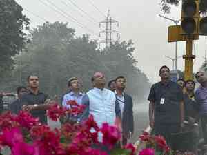 Delhi L-G launches DDA's anti-smog misting drive in Dwarka