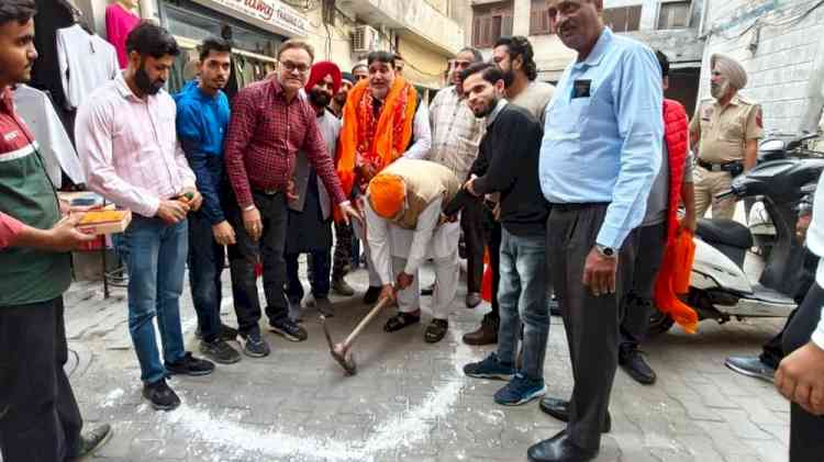 MLA Prashar inaugurates projects worth Rs 81 lakh for upgrading road infrastructure 