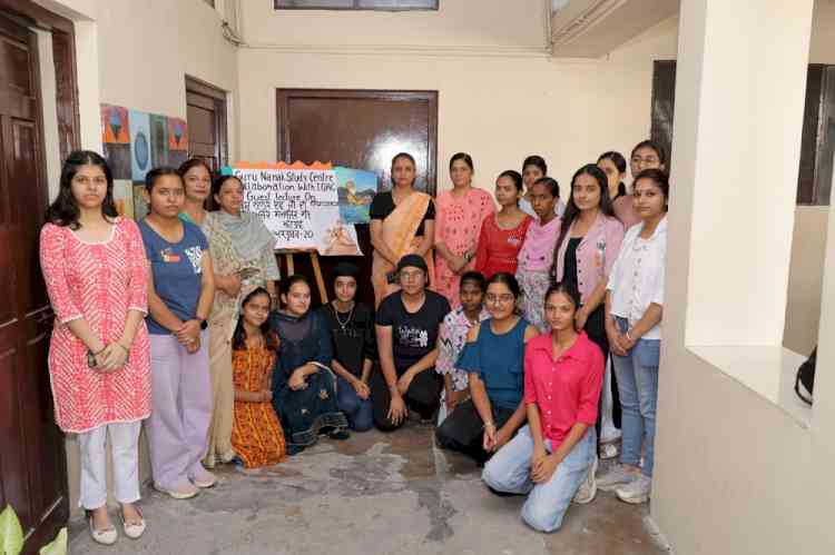 Guru Nanak Study Centre of PCM S.D. College for Women holds Guest Lecture