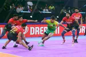 PKL Season 11: Devank, Ayan continue superb form as Patna Pirates rout Bengaluru Bulls