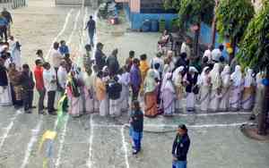 J'khand records 31.37 pc voter turnout, polling officer in Deoghar removed over 'bias'