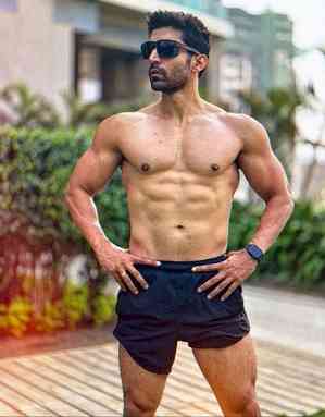 Gurmeet Choudhary lost 10 kilos for his ‘Yeh Kaali Kaali Ankhein’ look