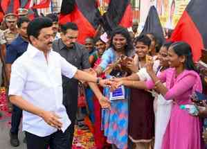 DMK's 2026 election preparation, tasks workers to spread awareness about welfare schemes