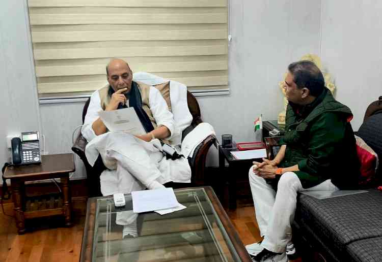 MP Arora meets Defence Minister Rajnath Singh, assures for expediting work at Halwara Airport on IAF side