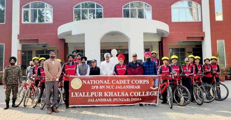 Lyallpur Khalsa College welcomes `Drug Free Punjab Cycle Yatra’ by NCC Cadets