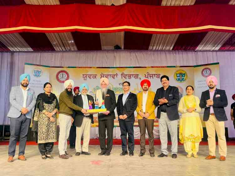 Vidhan Sabha Speaker urges youth to collaborate for Rangla Punjab  