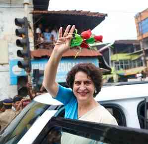 No amount of thanks are enough, Priyanka tells Wayanad's people on first post-victory visit (Lead)