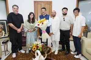 Ektaa R Kapoor meets Devendra Fadnavis, congratulates him for  historic win in Maharashtra Elections