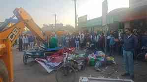 Gurugram: Demolition drive conducted from bus stand to Sheetla Mata Mandir Road