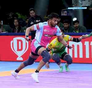 PKL Season 11: Devank Dalal leads Patna Pirates to 38-28 win over Jaipur Pink Panthers