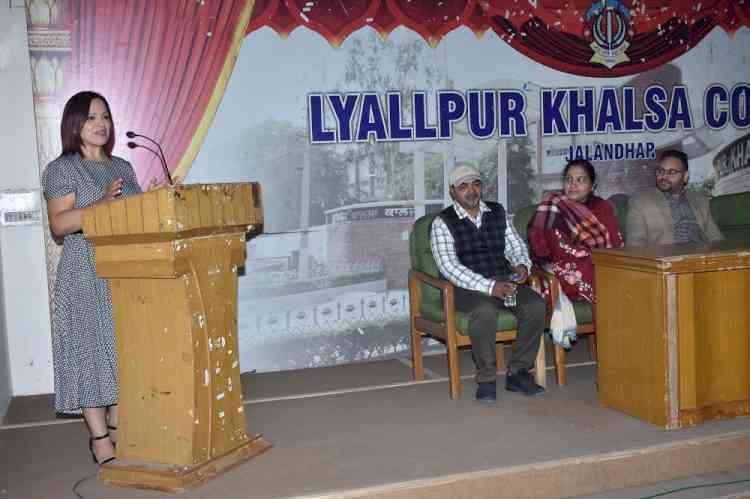 Physiotherapy department of Lyallpur Khalsa College organised interactive attractive session