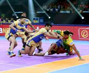 PKL Season 11: Spirited Tamil Thalaivas register crucial 48-32 win over Pirates