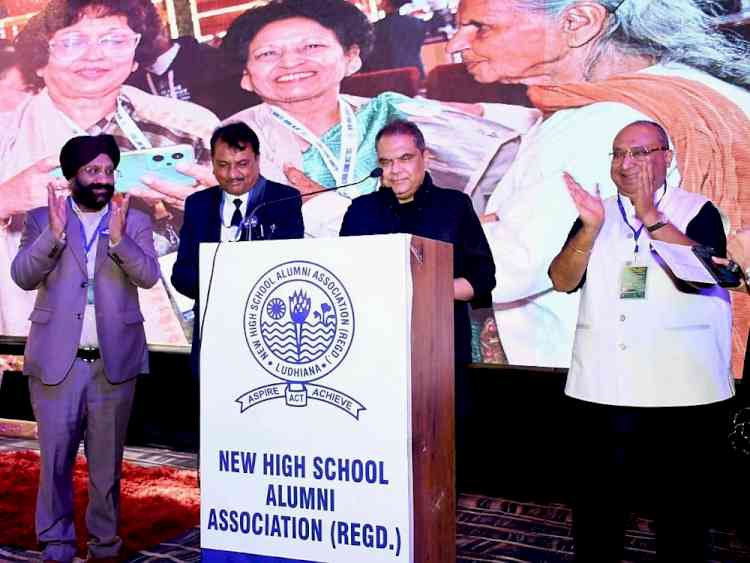 Arora assures fulsome support to New High School Alumni