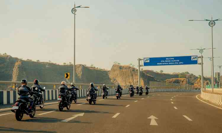 History Created by Indian Navy and Jawa Yezdi Motorcycles: First Bike Rally on Atal Setu Sea Bridge  