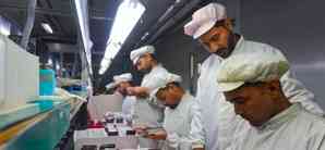 Contractual workers in Indian manufacturing sector see 5.6 pc annual pay growth