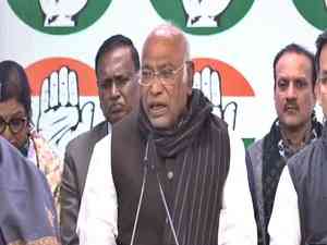 Apologise by midnight or resign from cabinet: Kharge to Amit Shah on  Ambedkar row