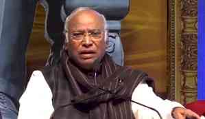 'Stubborn, anti-farmer', Kharge attacks Centre while paying tribute to Chaudhary Charan Singh