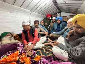 Health of farmer leader Jagjit Dallewal deteriorating: Punjab AAP 