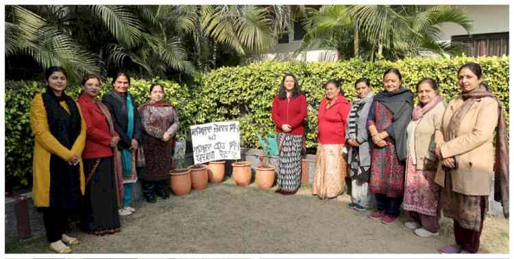 PCM S.D. College for Women commemorates Veer Bal Diwas with Tribute to Sahibzada Zorawar Singh and Sahibzada Fateh Singh