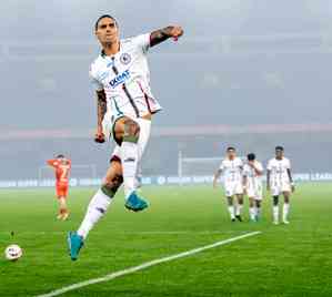 ISL 2024-25: Defender Rodriguez’s brace powers Mohun Bagan past 10-man Punjab FC