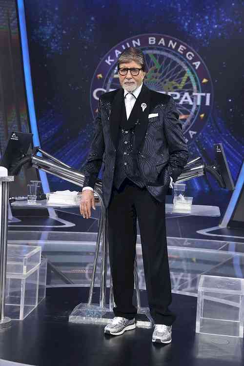 Amitabh Bachchan's Emotional Parenting Confession on Kaun Banega Crorepati 16 