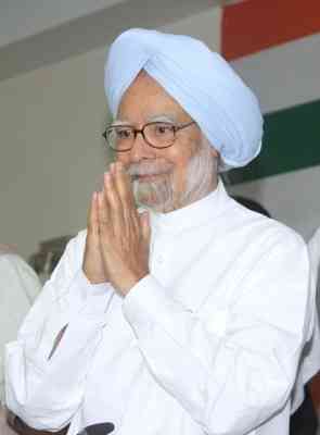 Maha leaders mourn, recall sterling qualities of Dr Manmohan Singh