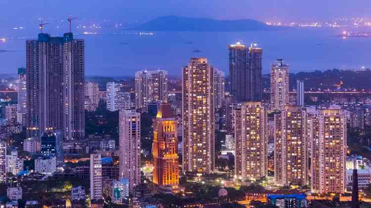 Mumbai Real Estate Market Surges in 2024: Highest Property Registrations in 13 Years