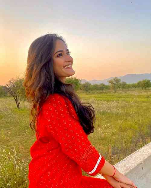 Ishq Jabariya Actress Siddhi Sharma Finds Peace and Flavor in Rajasthan : . It’s something I really miss here in Mumbai because