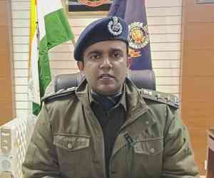 Delhi Police deports five illegal Bangladeshi nationals