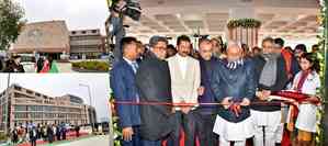 Nitish Kumar inaugurates medical college in Saran