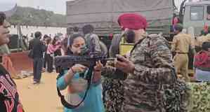 Army Day Mela in Bengaluru inspires civilians with hands-on weaponry, soldier experiences