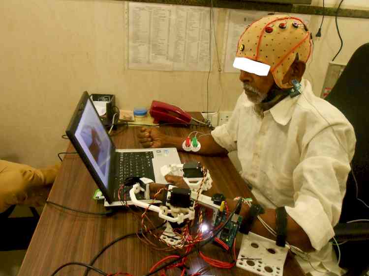 IIT Kanpur Develops World’s First Robotic Hand Exoskeleton with Brain-Computer Interface for Stroke Rehabilitation