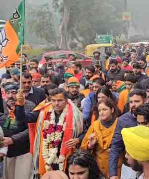 Delhi election: Ahead of filing nomination, Parvesh Verma prays at temple, holds roadshow